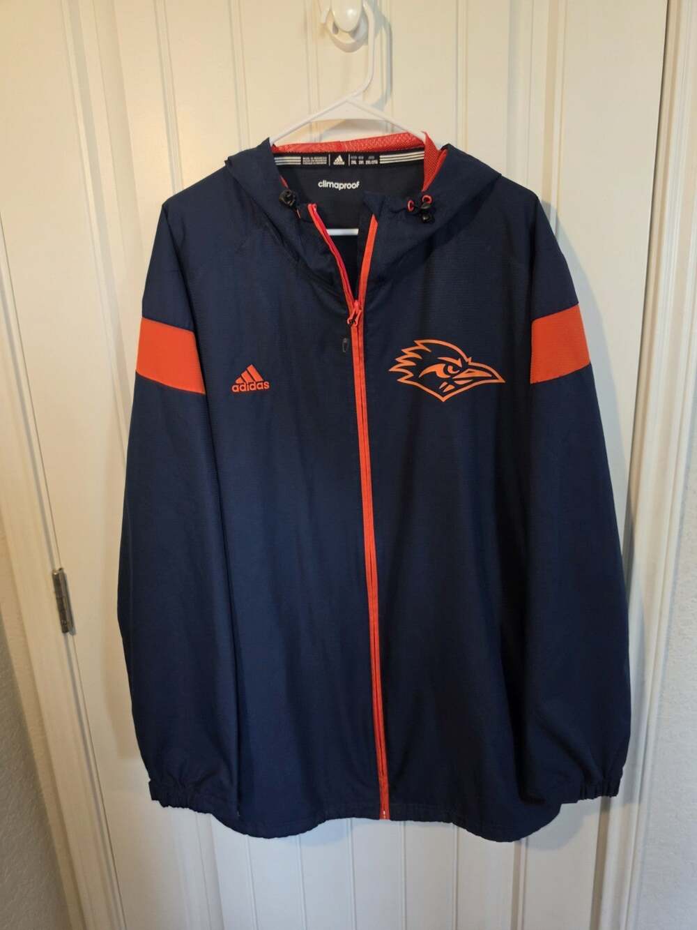Adidas UTSA Roadrunners Jacket Mens 2XL Climaproof Hooded Windbreaker Navy